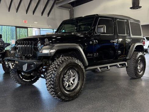 Used 2022 Jeep Wrangler Unlimited Sport image 7