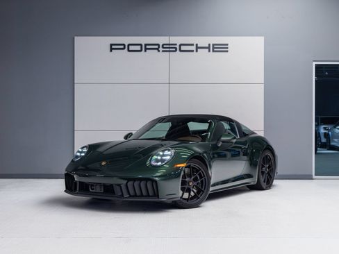 Certified 2026 Porsche 911 Targa 4 GTS AWD/4WD image 1
