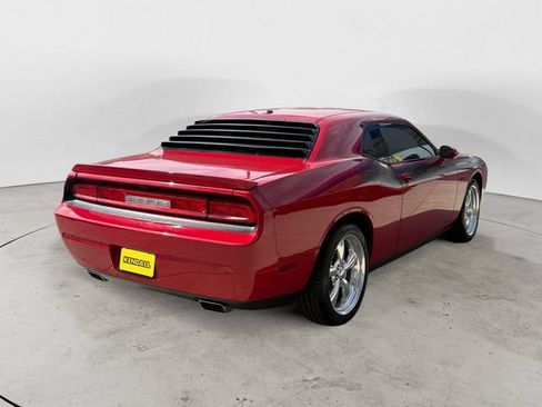 Used 2013 Dodge Challenger R/T RWD image 5
