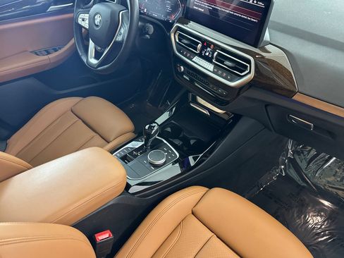Used 2024 BMW X3 xDrive30i w/ Premium Package AWD/4WD image 34