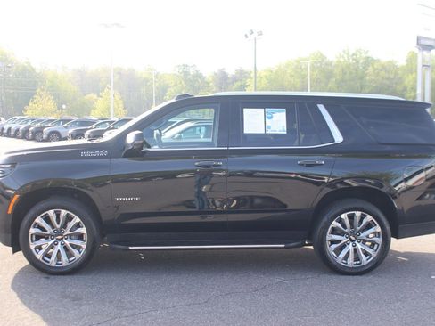 Used 2025 Chevrolet Tahoe High Country w/ Sun And Tow Package AWD/4WD image 4