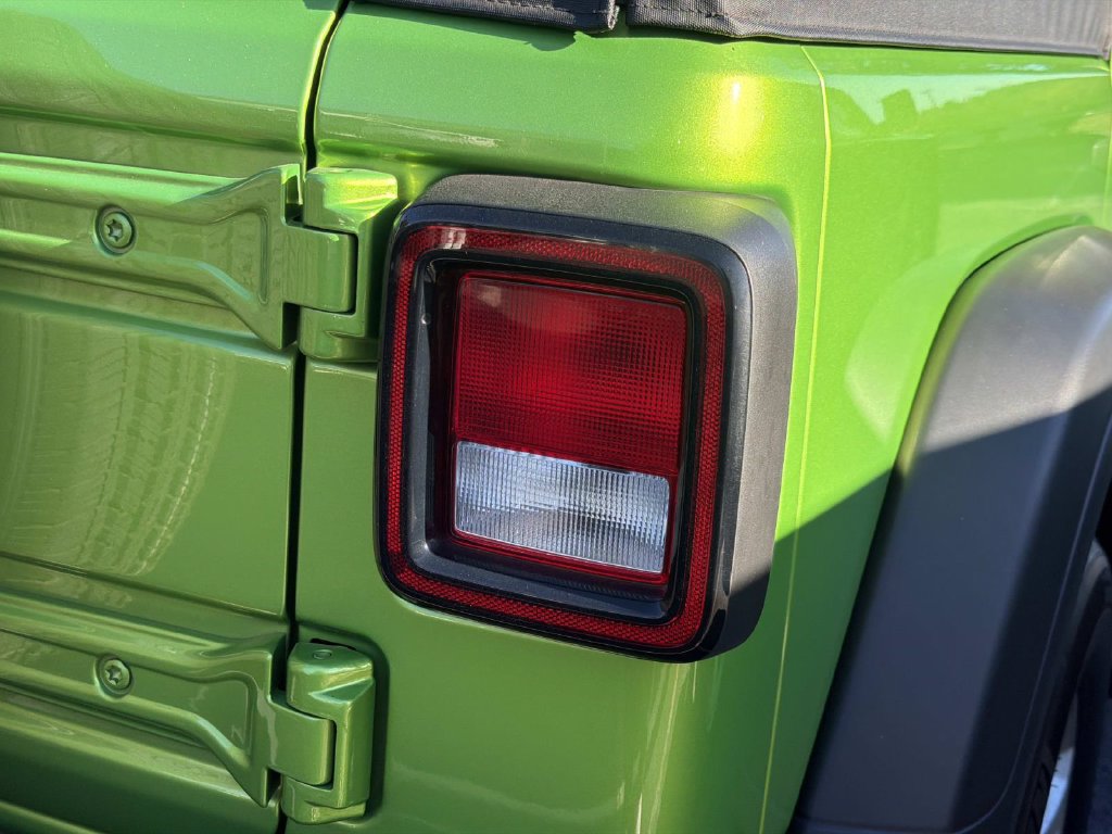 Used 2019 Jeep Wrangler Unlimited Sport S AWD/4WD image 5