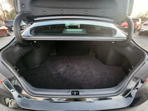 Used 2022 Toyota Camry LE image 21