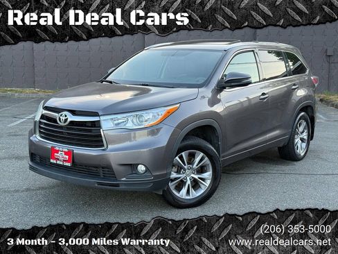 Used 2014 Toyota Highlander XLE AWD/4WD image 1