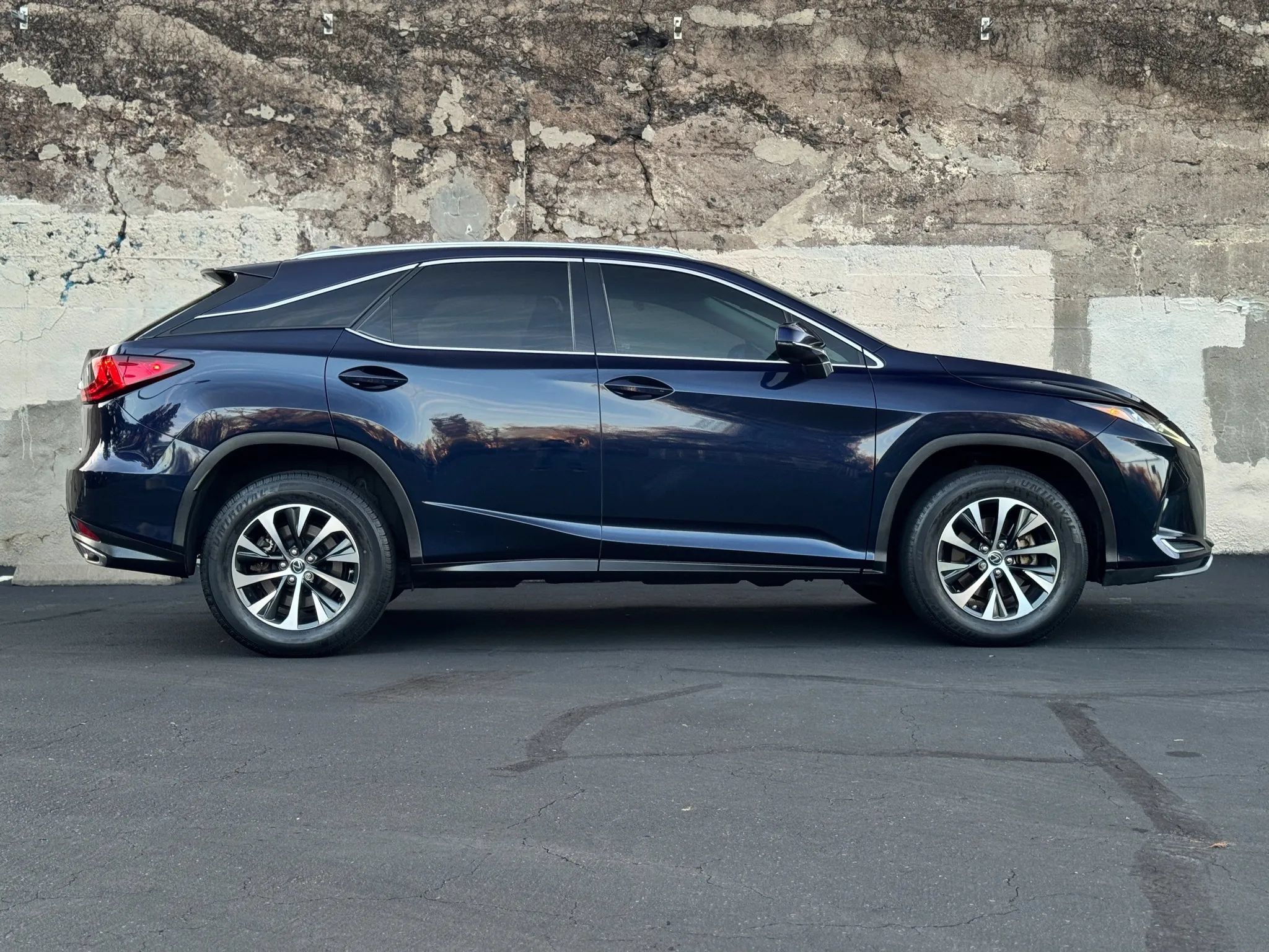 Used 2020 Lexus RX 350 AWD w/ Premium Package image 4