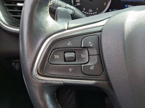 Used 2021 Buick Envision Essence w/ Technology Package I image 23