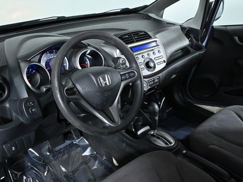 Used 2011 Honda Fit image 6