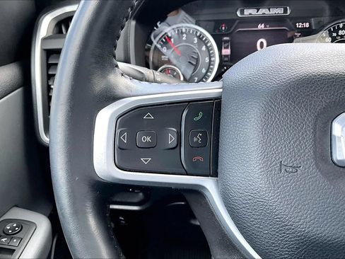 Used 2022 RAM 1500 Big Horn AWD/4WD image 12