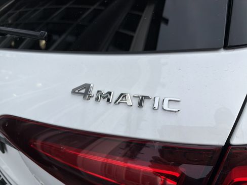 Certified 2025 Mercedes-Benz GLE 450e 4MATIC image 7