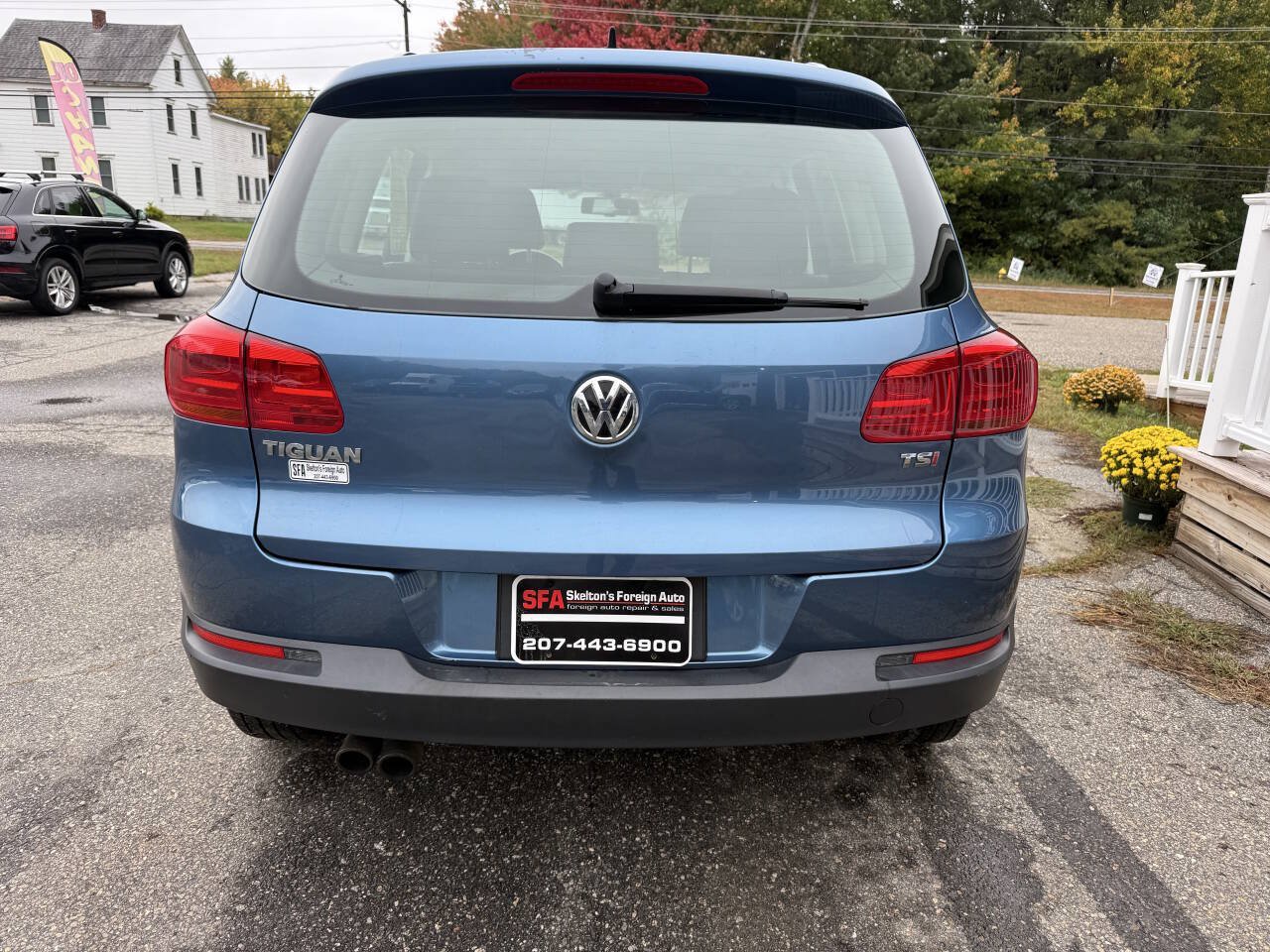 Used 2017 Volkswagen Tiguan S AWD/4WD image 4