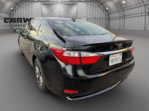 Used 2015 Lexus ES 300h w/ Navigation System Package FWD image 6