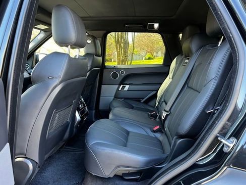 Used 2017 Land Rover Range Rover Sport HSE AWD/4WD image 16