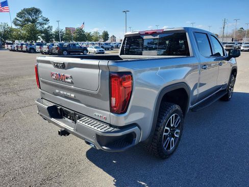 Certified 2025 GMC Sierra 1500 AT4 w/ AT4 Premium Package image 3