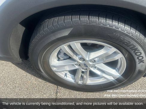 Used 2020 Ford Explorer XLT RWD image 16