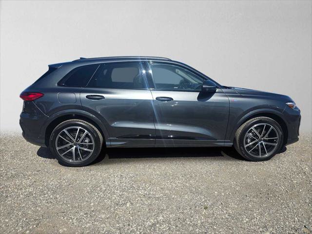 New 2026 Audi Q5 Premium AWD/4WD image 2