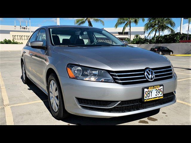 Used 2013 Volkswagen Passat 2.5 S FWD image 3