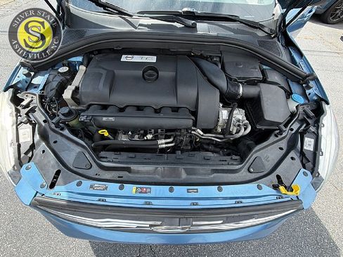 Used 2015 Volvo XC60 T6 AWD/4WD image 31