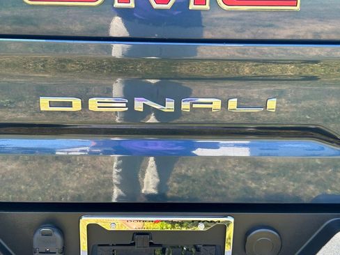 Used 2019 GMC Sierra 1500 Denali w/ Technology Package AWD/4WD image 6