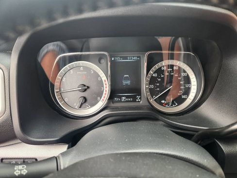 Used 2017 Nissan Titan PRO-4X AWD/4WD image 19