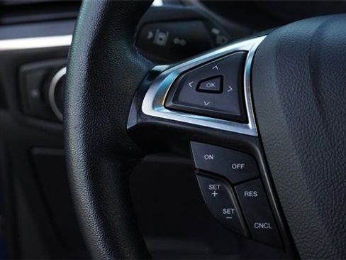 Used 2024 Ford Edge Titanium image 31