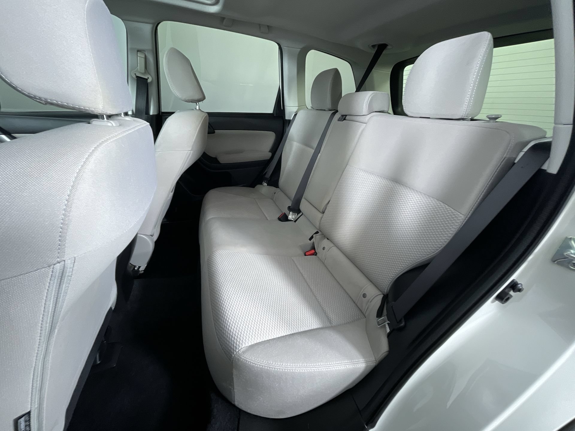 Used 2015 Subaru Forester 2.5i Premium w/ All-Weather Package AWD/4WD image 21