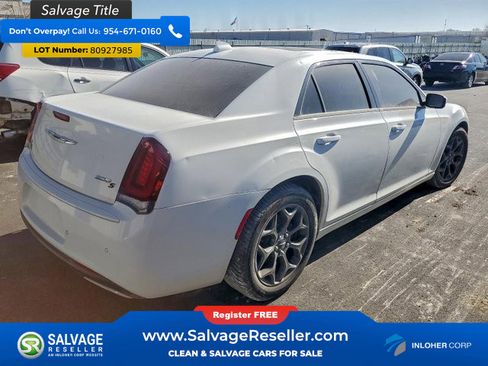 Used 2018 Chrysler 300 S w/ 300S Premium Group AWD/4WD image 4
