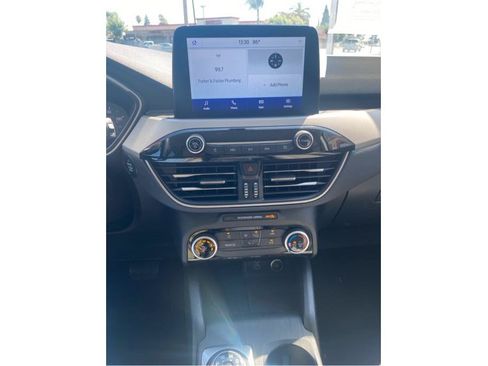 Used 2021 Ford Escape SE FWD image 14