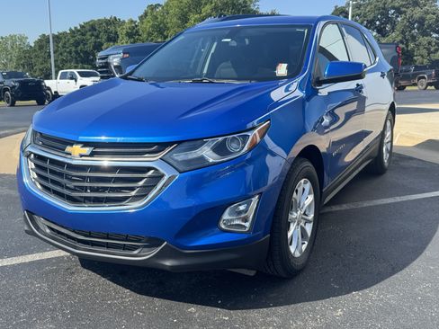 Used 2019 Chevrolet Equinox LT FWD image 2
