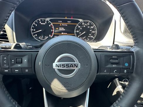 Used 2021 Nissan Rogue SL w/ Premium Package FWD image 23