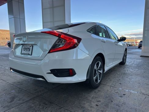Used 2019 Honda Civic LX image 9