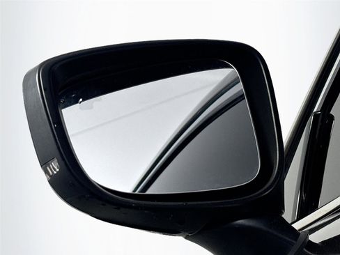 Used 2018 MAZDA MAZDA6 Touring image 5