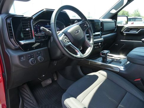 Certified 2025 Chevrolet Silverado 1500 RST AWD/4WD image 23