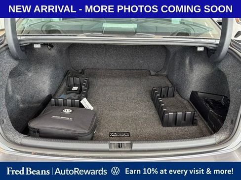 Used 2015 Volkswagen Passat TDI SE FWD image 8