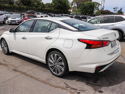 Used 2023 Nissan Altima 2.5 SL AWD/4WD image 9