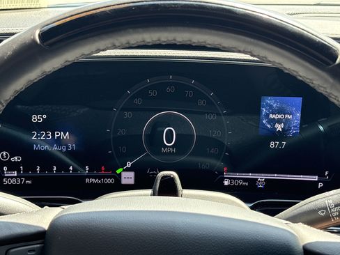 Used 2024 Cadillac Escalade ESV Sport w/ Touring Package AWD/4WD image 21