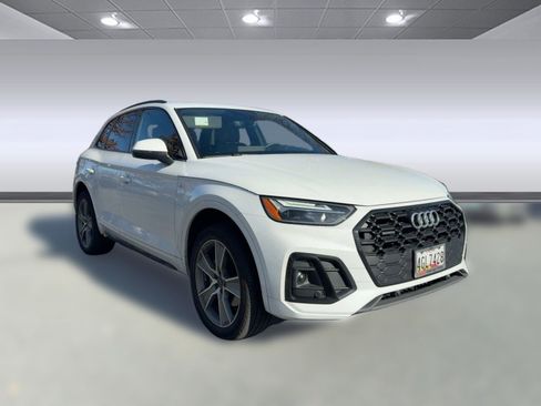 Used 2025 Audi Q5 2.0T Premium w/ Convenience Plus Package image 7