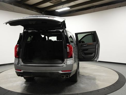 New 2026 GMC Yukon XL Denali w/ Sun & Power Step Package image 11
