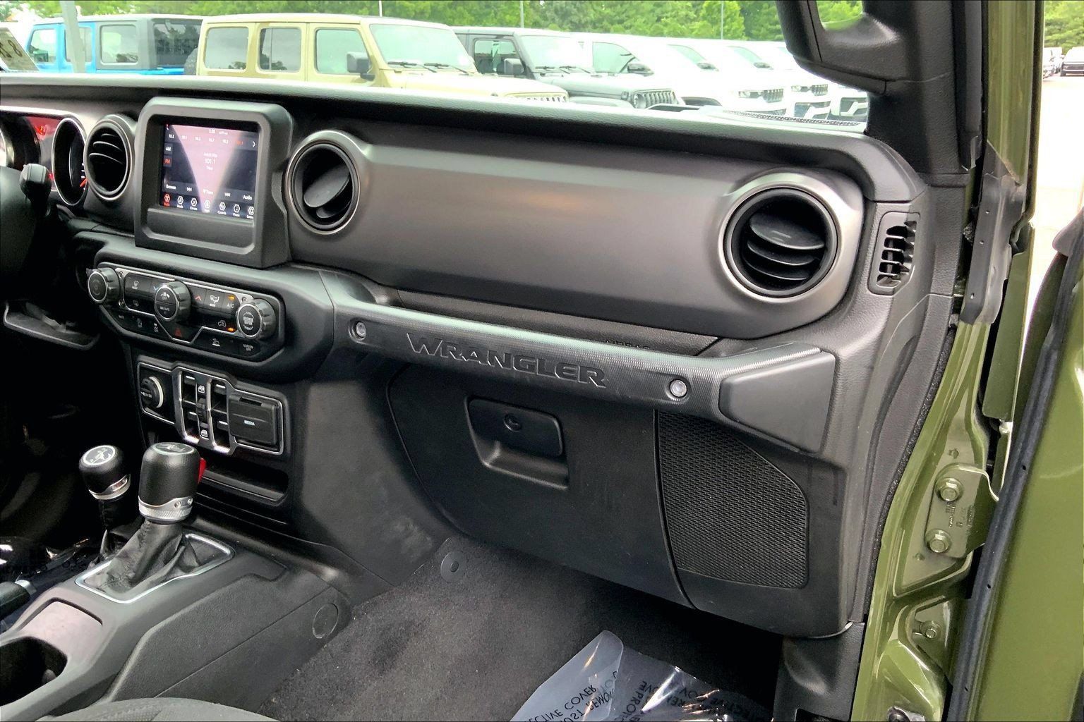 Certified 2022 Jeep Wrangler Unlimited Sport AWD/4WD image 17