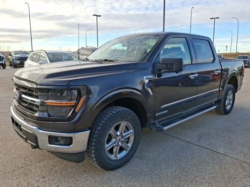 Used 2024 Ford F150 XLT w/ Mobile Office Package image 3