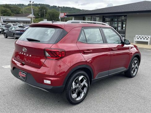 New 2026 Hyundai Venue SEL image 24
