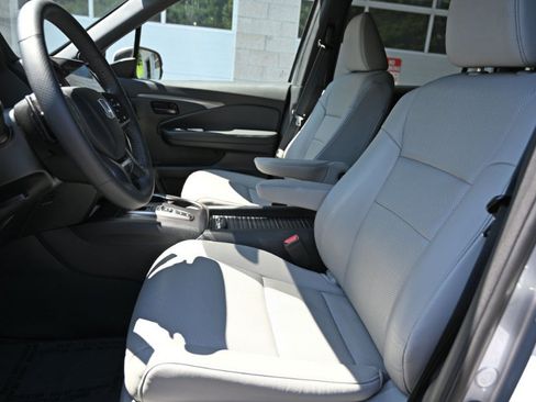 Used 2023 Honda Passport EX-L image 14
