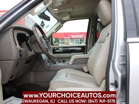 Used 2015 Lincoln Navigator 4WD image 9
