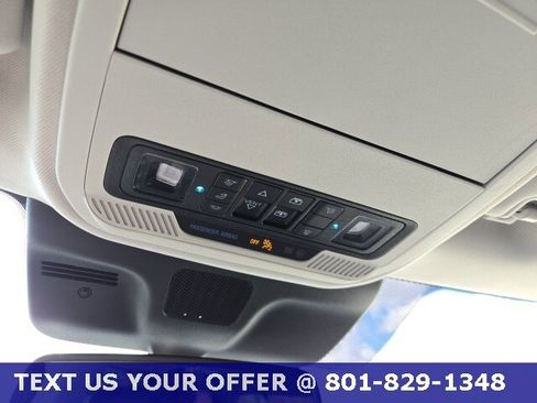 New 2025 Ford Expedition Platinum w/ Platinum Ultimate Package AWD/4WD image 30