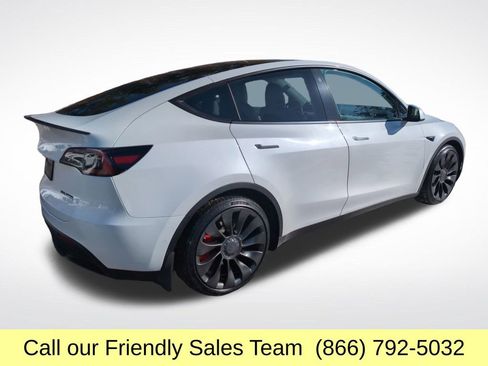 Used 2022 Tesla Model Y Performance image 6