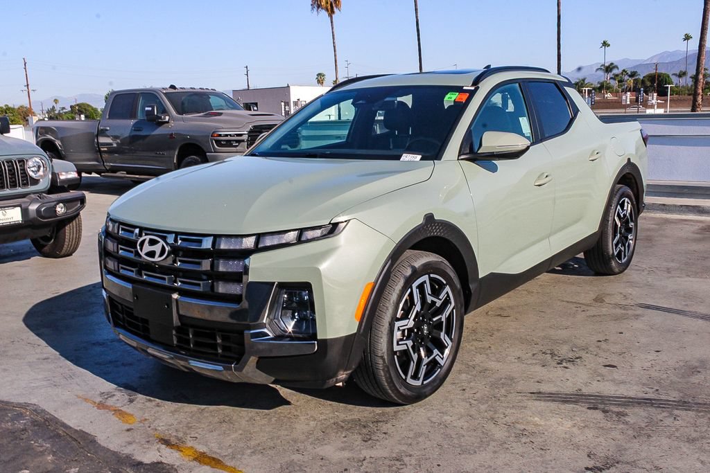 Used 2025 Hyundai Santa Cruz Limited AWD/4WD image 4