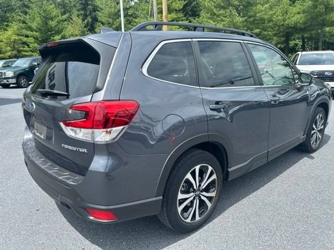 Used 2023 Subaru Forester Limited AWD/4WD image 5