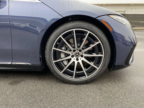 Certified 2023 Mercedes-Benz EQS 580 4MATIC Sedan image 22