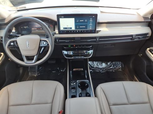Certified 2023 Lincoln Corsair AWD w/ Equipment Group 101A image 13