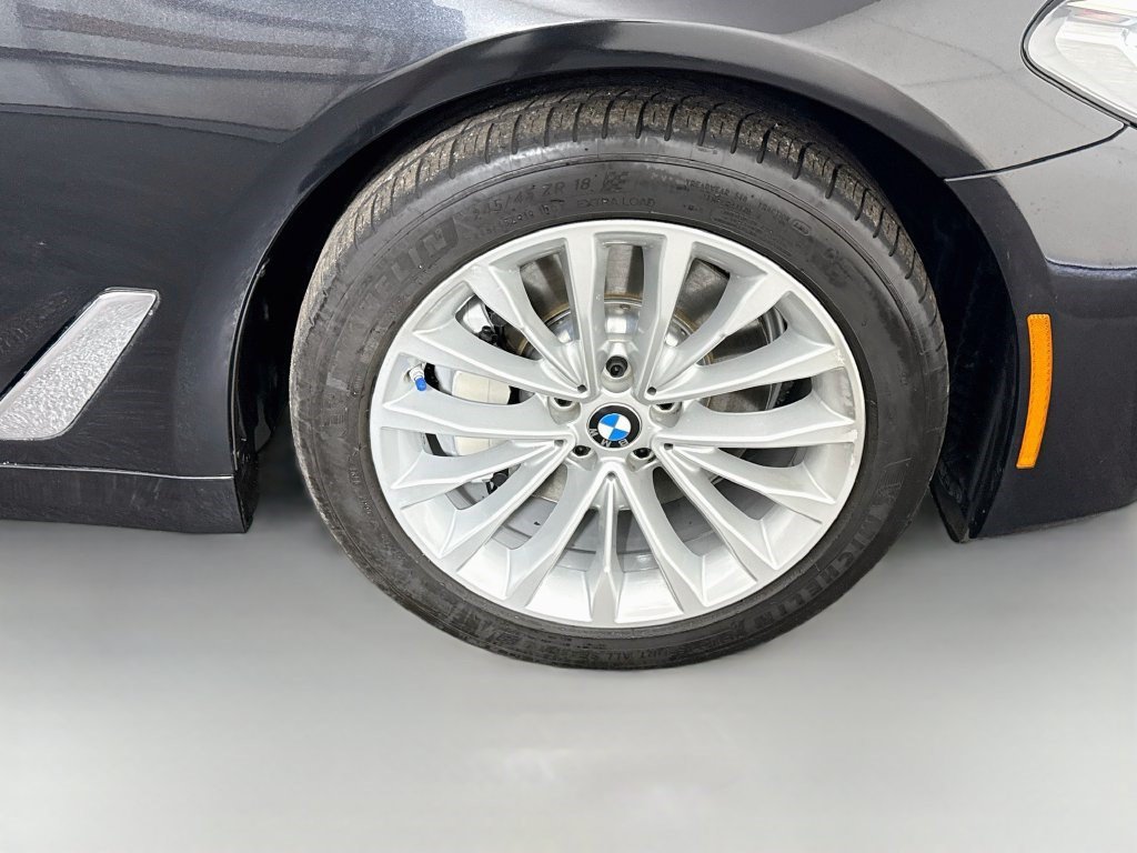 Used 2023 BMW 530i xDrive w/ Premium Package AWD/4WD image 31