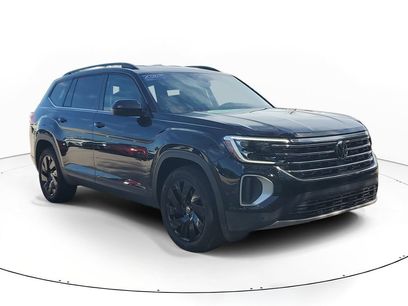 Certified 2026 Volkswagen Atlas SE w/ Black Wheel Package